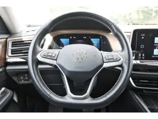 Volkswagen Atlas 2025 SE 4dr SUV w/Technology