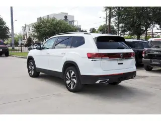 Volkswagen Atlas 2025 SE 4dr SUV w/Technology