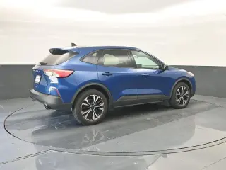 Ford Escape 2022 AWD SE 4dr SUV