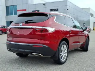 Buick Enclave 2023 4x4 Essence 4dr Crossover