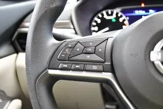 Nissan Altima 2025 2.5 SV 4dr Sedan