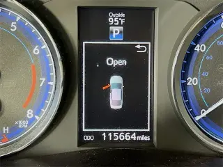 Toyota Corolla 2018 SE 4dr Sedan 6M