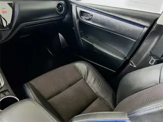 Toyota Corolla 2018 SE 4dr Sedan 6M