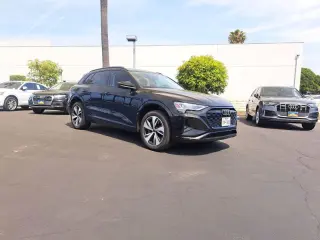 Audi Q8 e-tron 2024 AWD quattro Premium 4dr SUV