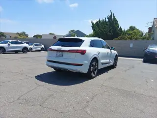 Audi e-tron 2023 AWD quattro Premium 4dr SUV