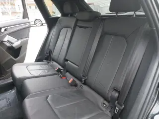 Audi Q3 2019 AWD quattro Premium 45 TFSI 4dr SUV