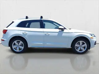 Audi Q5 2019 AWD quattro Premium Plus 45 TFSI 4dr SUV