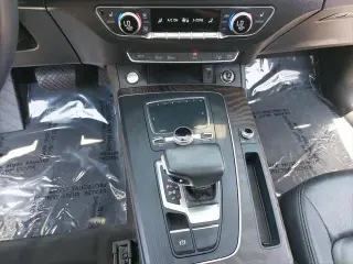 Audi Q5 2019 AWD quattro Premium Plus 45 TFSI 4dr SUV