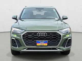 Audi Q5 2023 AWD e quattro S line Premium 55 TFSI 4dr SUV