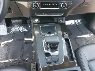 Audi Q5 2020 AWD e quattro Premium 55 TFSI 4dr SUV