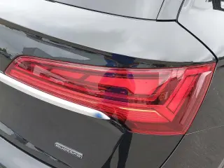Audi Q5 2024 AWD quattro S line Premium 45 TFSI 4dr SUV