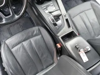 Audi A4 2017 2.0T ultra Premium 4dr Sedan w/Season of Audi selection