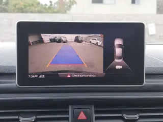 Audi A4 2017 2.0T ultra Premium 4dr Sedan w/Season of Audi selection