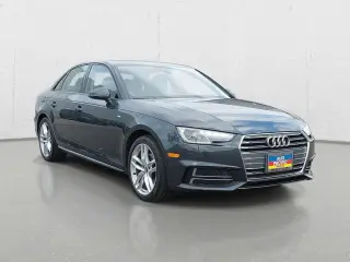 Audi A4 2017 2.0T ultra Premium 4dr Sedan w/Season of Audi selection