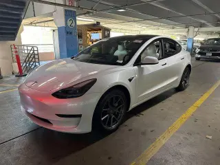 Tesla Model 3 2022 4dr Sedan