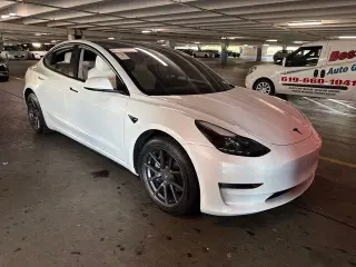 Tesla Model 3 2022 4dr Sedan
