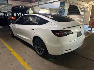 Tesla Model 3 2022 4dr Sedan