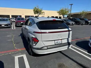Hyundai KONA Electric 2024 SEL 4dr Crossover