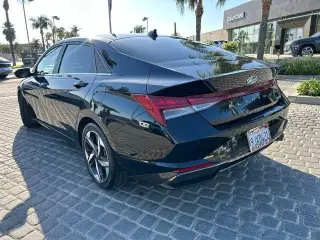Hyundai ELANTRA Hybrid 2023 Limited 4dr Sedan