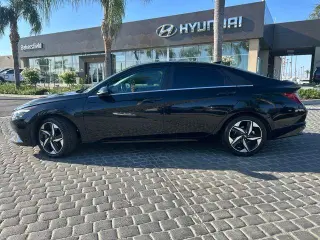 Hyundai ELANTRA Hybrid 2023 Limited 4dr Sedan