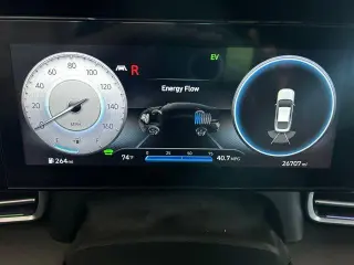 Hyundai ELANTRA Hybrid 2023 Limited 4dr Sedan