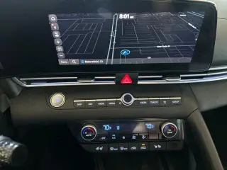 Hyundai ELANTRA Hybrid 2023 Limited 4dr Sedan