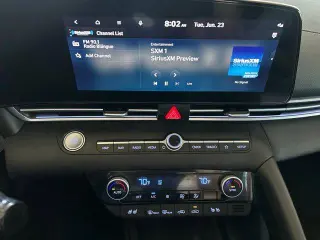 Hyundai ELANTRA Hybrid 2023 Limited 4dr Sedan