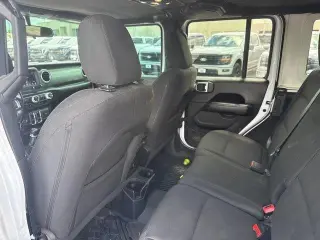 Jeep Wrangler Unlimited 2020 4x4 Sahara 4dr SUV