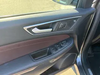 Ford Edge 2020 AWD Titanium 4dr Crossover