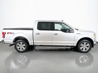 Ford F-150 2019 4x4 XLT 4dr SuperCrew 5.5 ft. SB