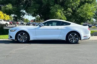Ford Mustang 2016 EcoBoost 2dr Fastback