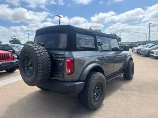 Ford Bronco 2022 4x4 Base 4dr SUV