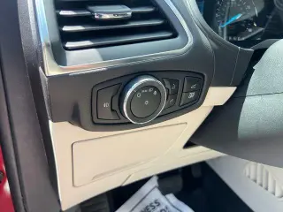 Ford Edge 2023 AWD Titanium 4dr Crossover
