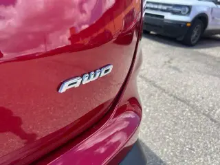 Ford Edge 2023 AWD Titanium 4dr Crossover