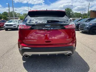 Ford Edge 2023 AWD Titanium 4dr Crossover