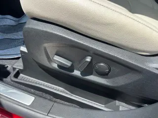 Ford Edge 2023 AWD Titanium 4dr Crossover