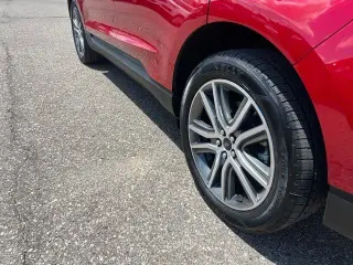 Ford Edge 2023 AWD Titanium 4dr Crossover