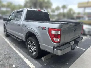 Ford F-150 2022 4x4 Platinum 4dr SuperCrew 5.5 ft. SB