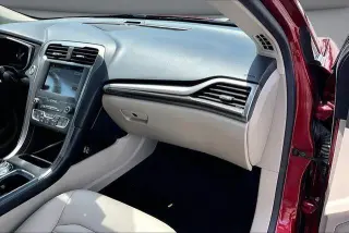 Ford Fusion 2019 SEL 4dr Sedan