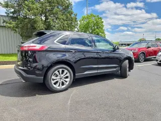 Ford Edge 2024 AWD Titanium 4dr SUV