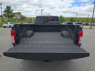 Ram 2500 2021 4x4 Tradesman 4dr Crew Cab 8 ft. LB Pickup