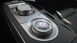 Genesis GV70 2024 AWD 2.5T Standard 4dr SUV