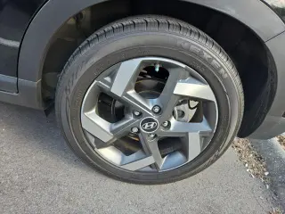 Hyundai VENUE 2023 SEL 4dr Crossover