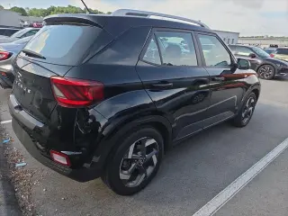 Hyundai VENUE 2023 SEL 4dr Crossover