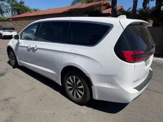 Chrysler Pacifica Hybrid 2022 Touring L 4dr Mini-Van