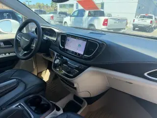 Chrysler Pacifica Hybrid 2022 Touring L 4dr Mini-Van