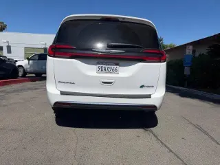 Chrysler Pacifica Hybrid 2022 Touring L 4dr Mini-Van