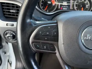 Jeep Cherokee 2021 Latitude Lux 4dr SUV
