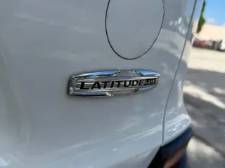 Jeep Cherokee 2021 Latitude Lux 4dr SUV