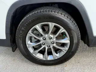 Jeep Cherokee 2021 Latitude Lux 4dr SUV